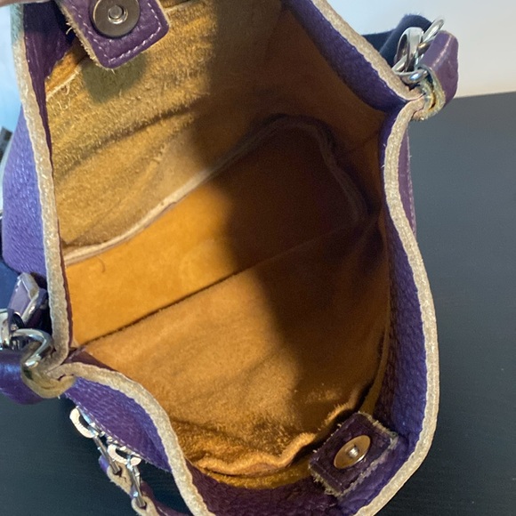 Roots 🦫 Pebbled Leather purse - Picture 9 of 15